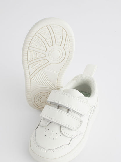 White Wide Fit (G) Touch Fastening Leather First Walker Baby Shoes