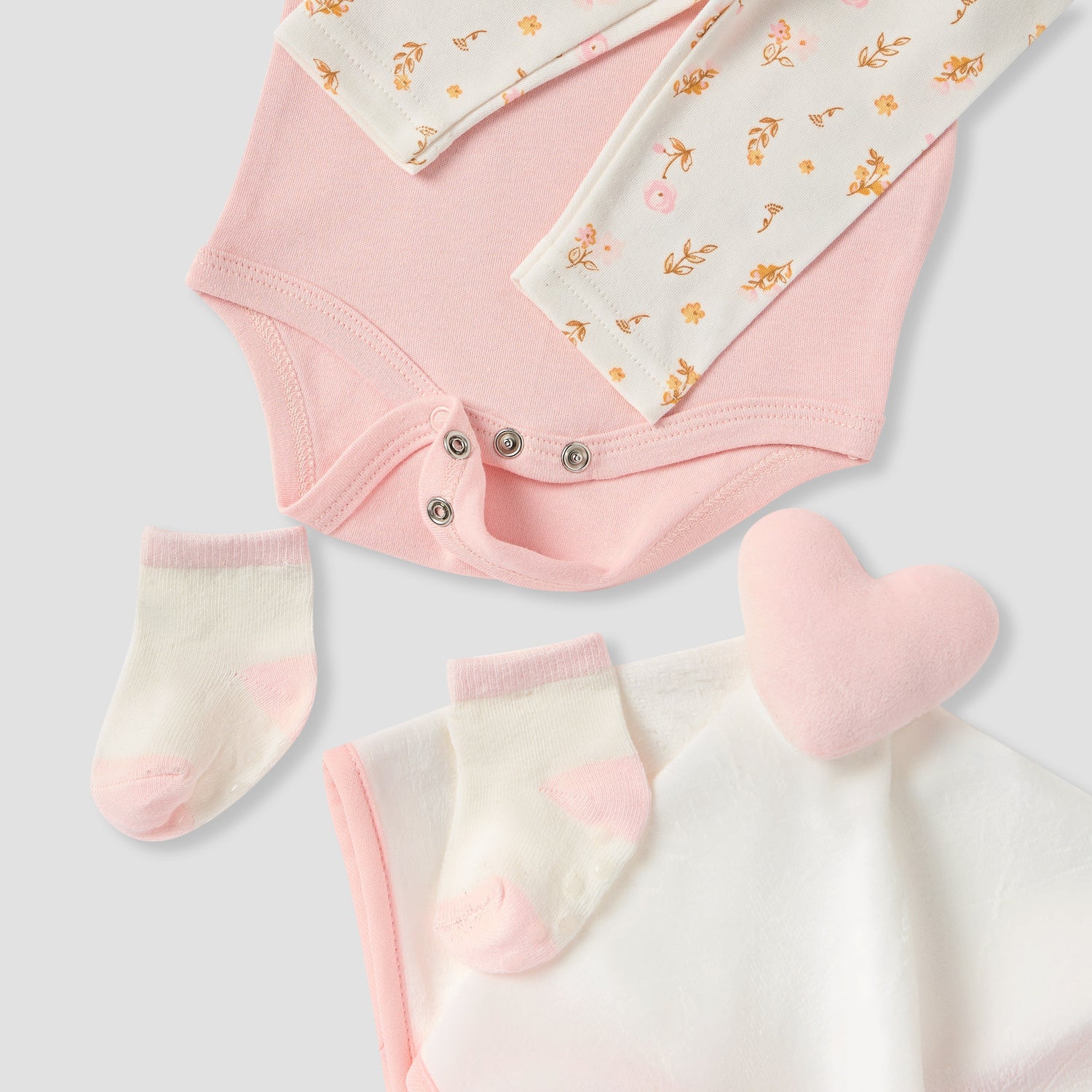 Juniors 8-Piece Printed Clothing Gift Set