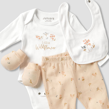 Pack of 9 Juniors Clothing Gift Set with Print