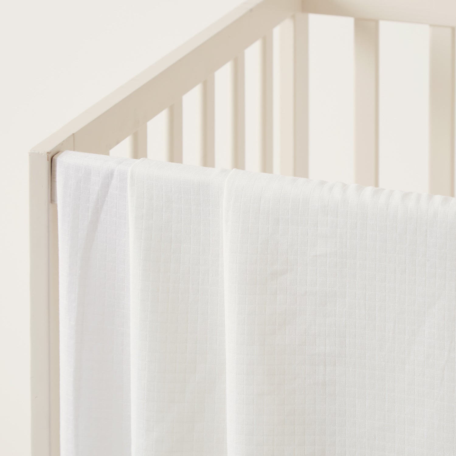 Juniors 3-Piece Checked Blanket Set - 110x90 cms
