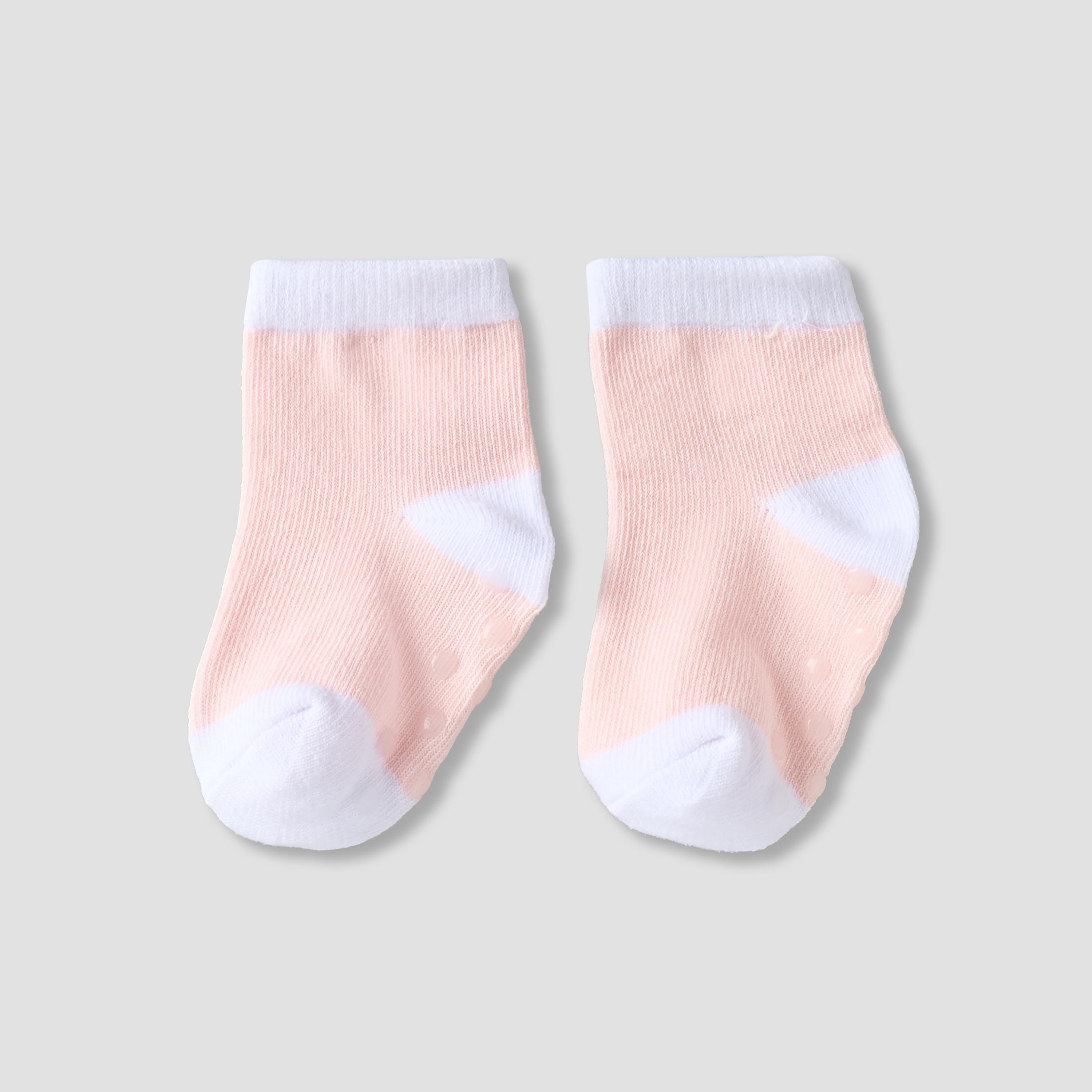 Set of 8 Juniors Clothing Gift Set with Bunny Print