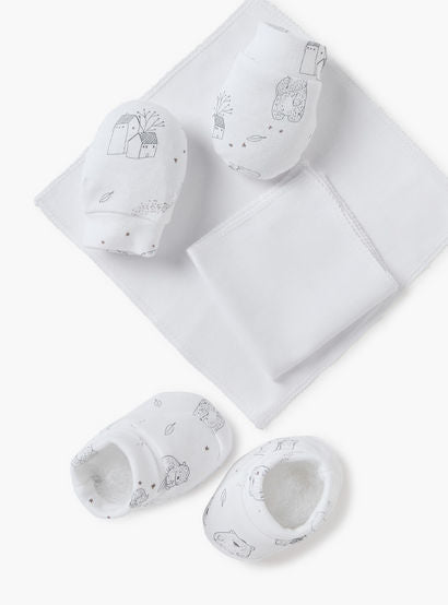 Juniors Bear Print 8-Piece Clothing Gift Set-baby-girls-clothing-setsandcoords-image-12