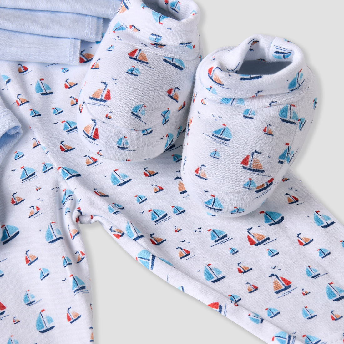 Set of 12 Juniors Clothing Gift Set with Sailboat Print