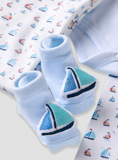 Set of 12 Juniors Clothing Gift Set with Sailboat Print-baby-boys-clothing-setsandcoords-image-13