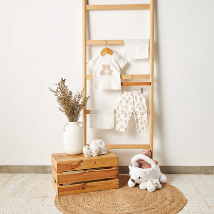 Set of 8 Juniors Clothing Gift Set with Bear Print