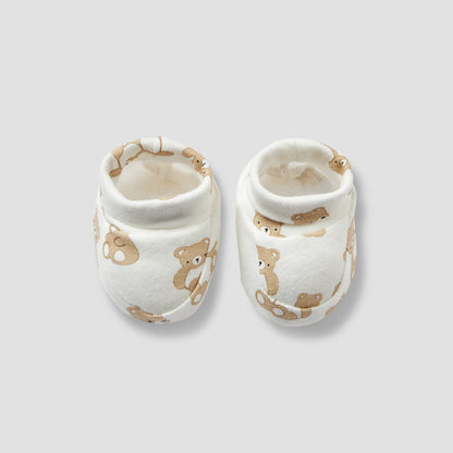 Set of 8 Juniors Clothing Gift Set with Bear Print