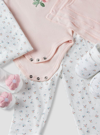 Set of 11 Juniors Clothing Gift Set with Floral Print-baby-girls-clothing-setsandcoords-image-12