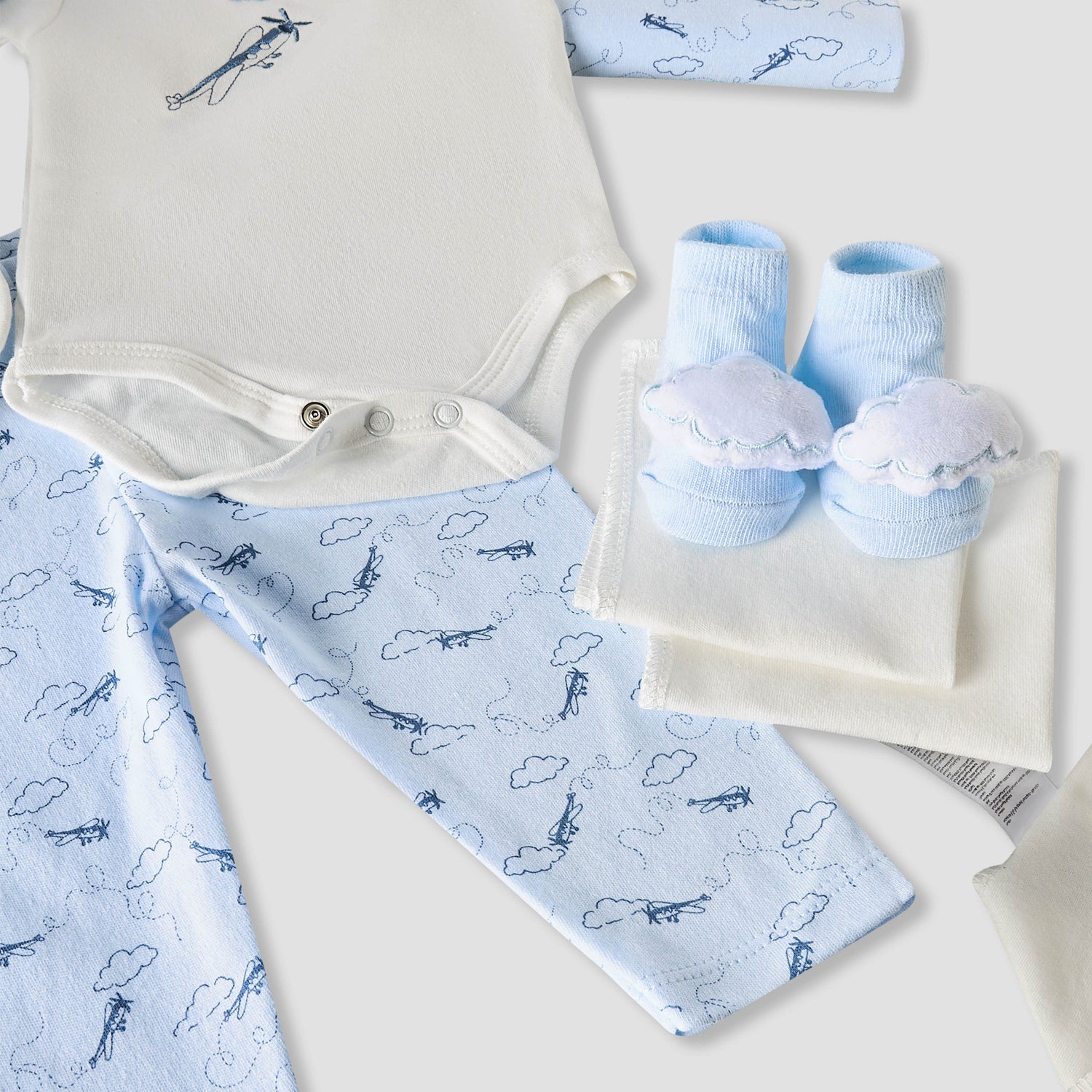 Set of 11 Juniors Clothing Gift Set with Aeroplane Print