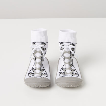 Juniors Textured Slip-On Booties