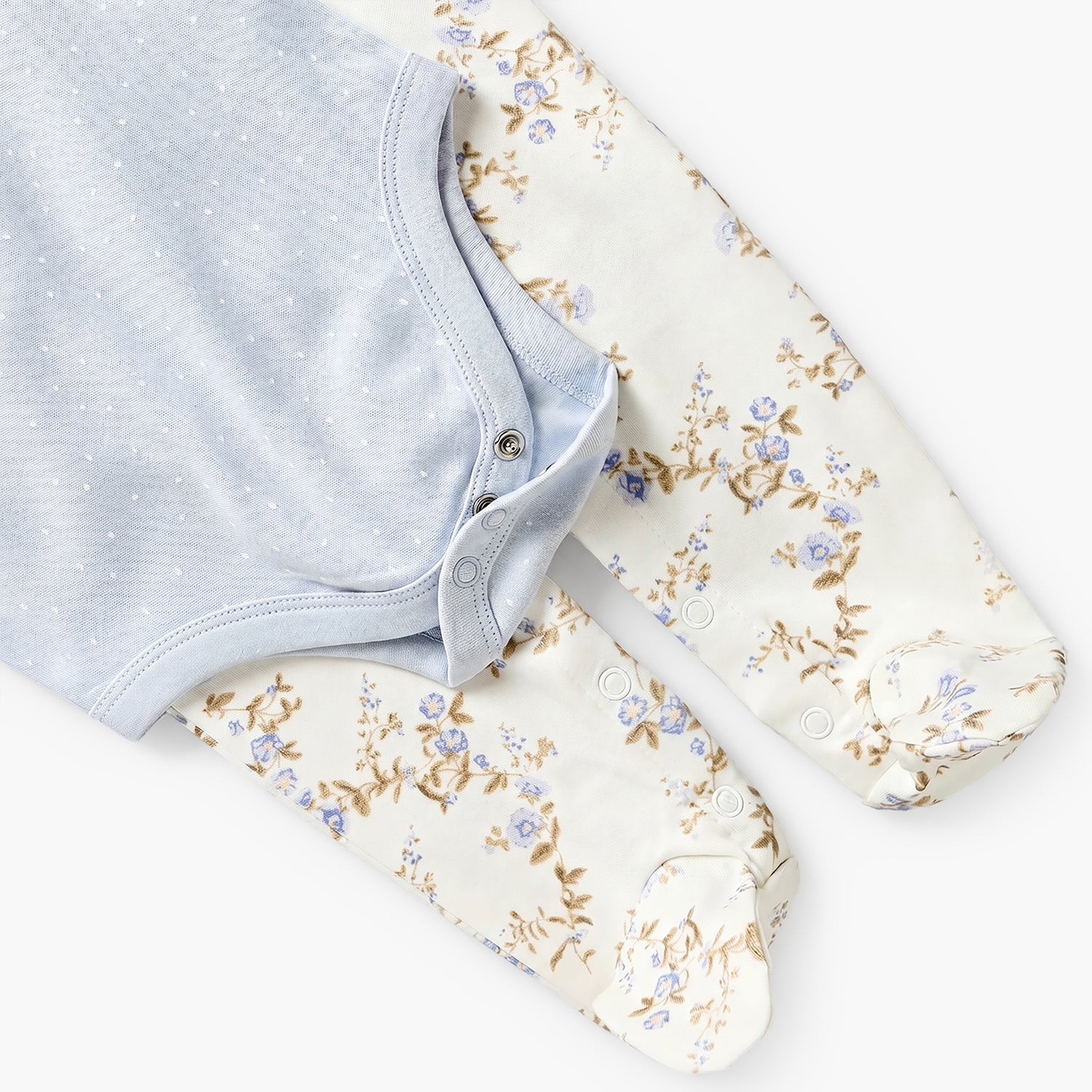 Set of 6 Juniors Clothing Gift Set with Floral Print