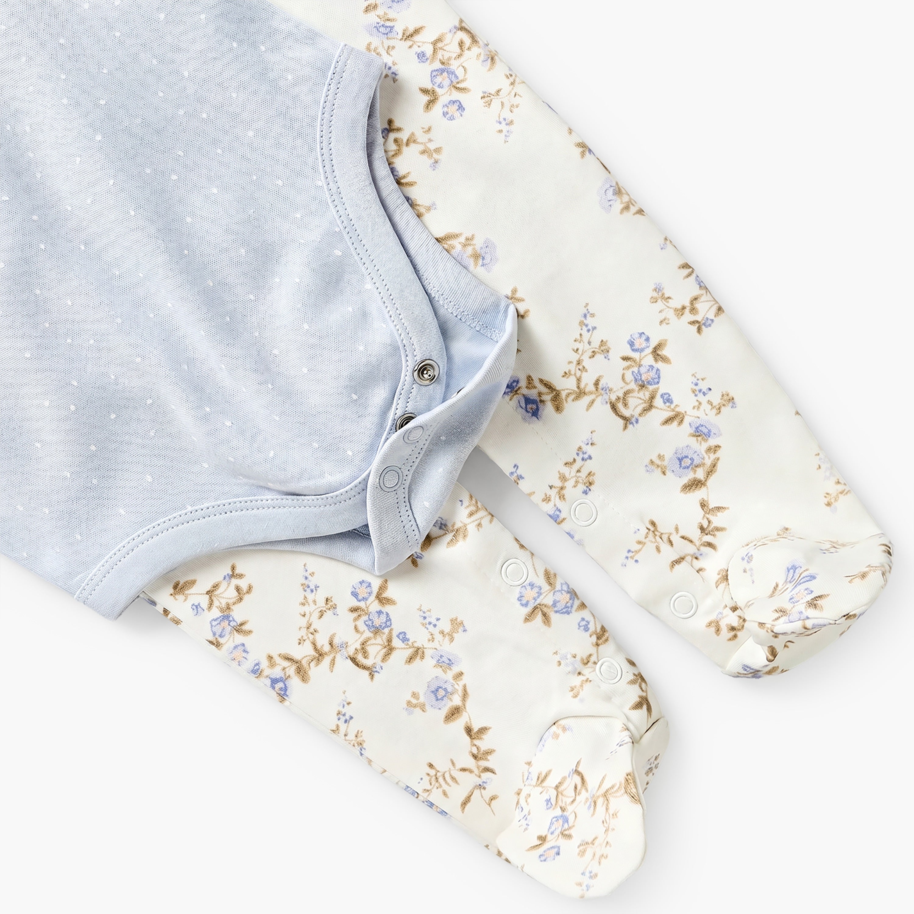 Set of 6 Juniors Clothing Gift Set with Floral Print
