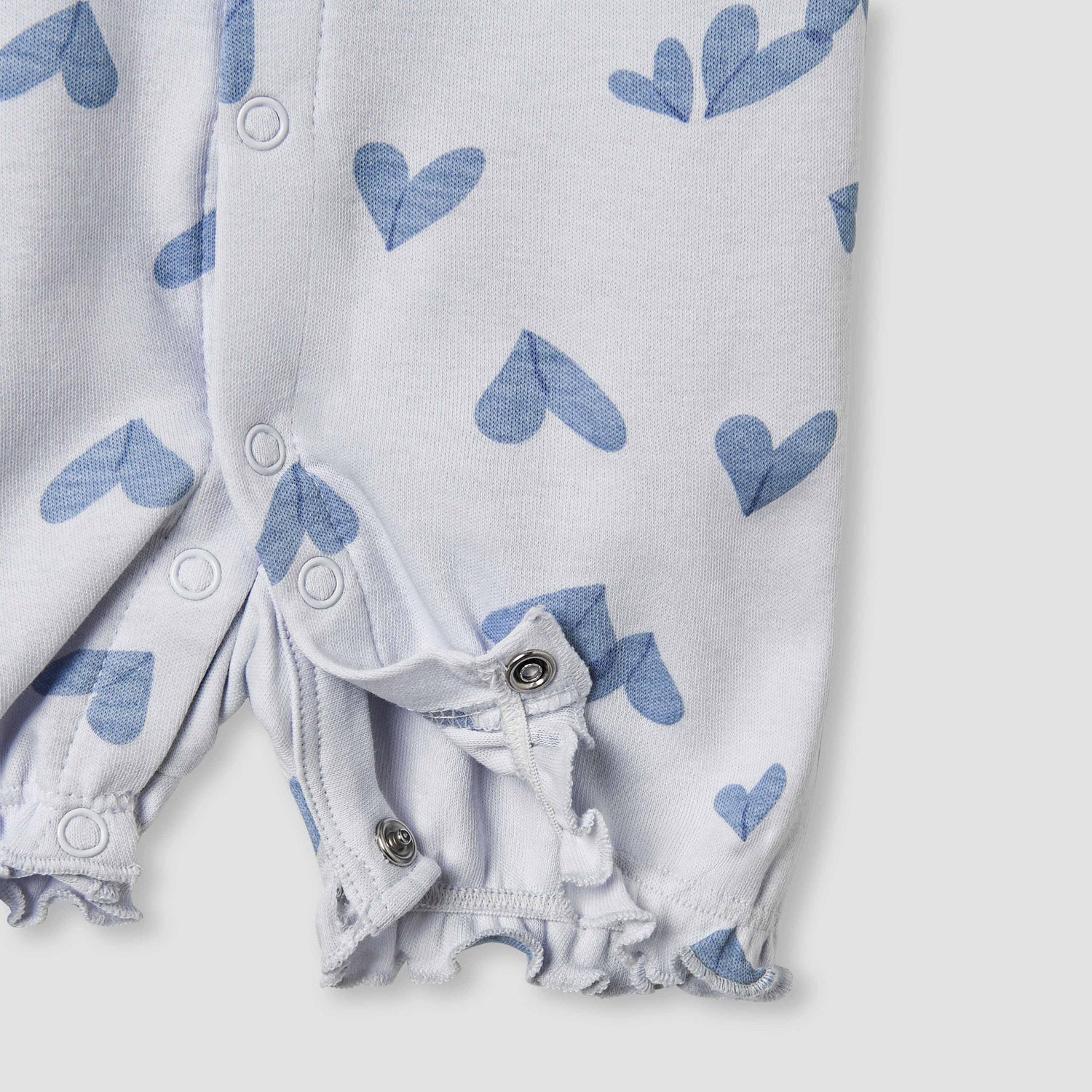 Juniors Heart Print Romper with Puff Sleeves
