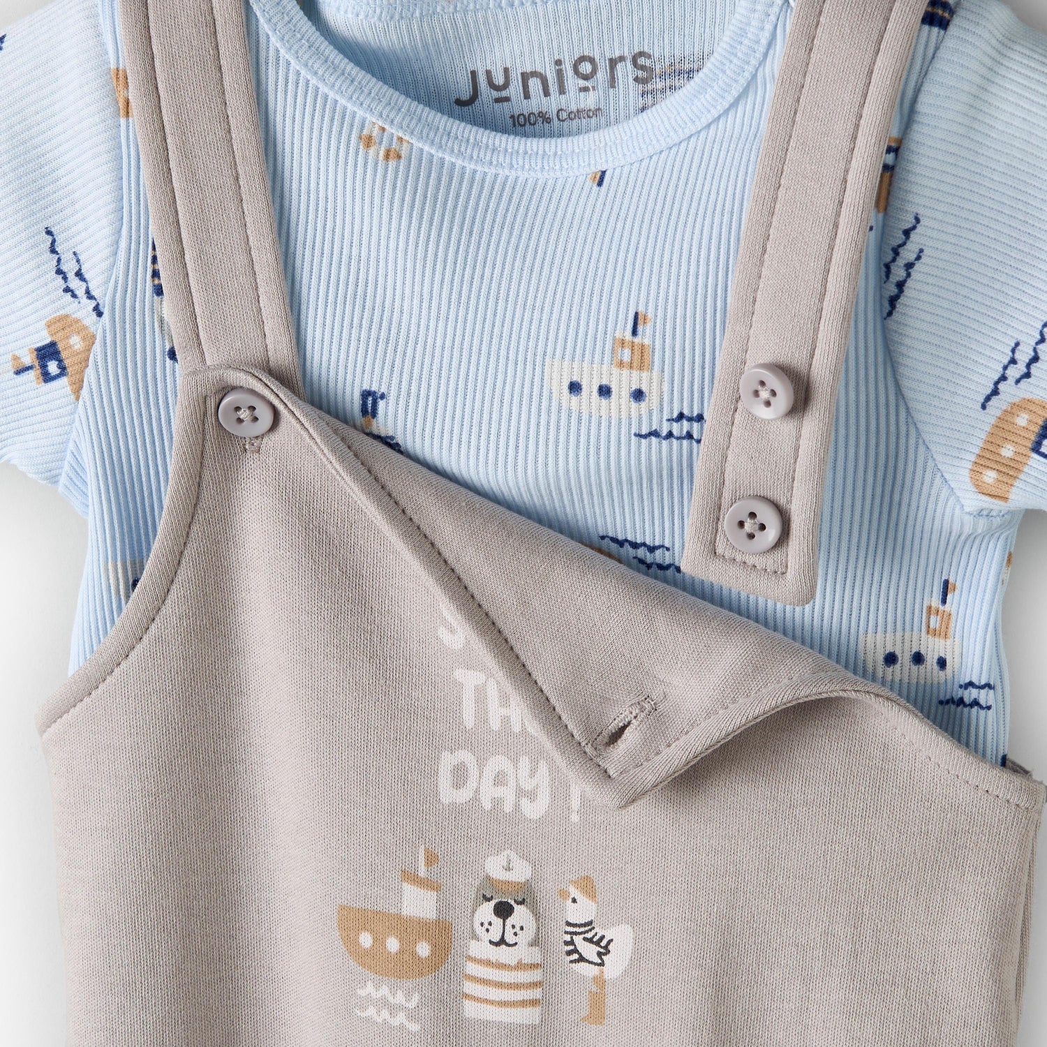 Juniors Round Neck Short Sleeves T-shirt and Dungaree Set with Nautical Print