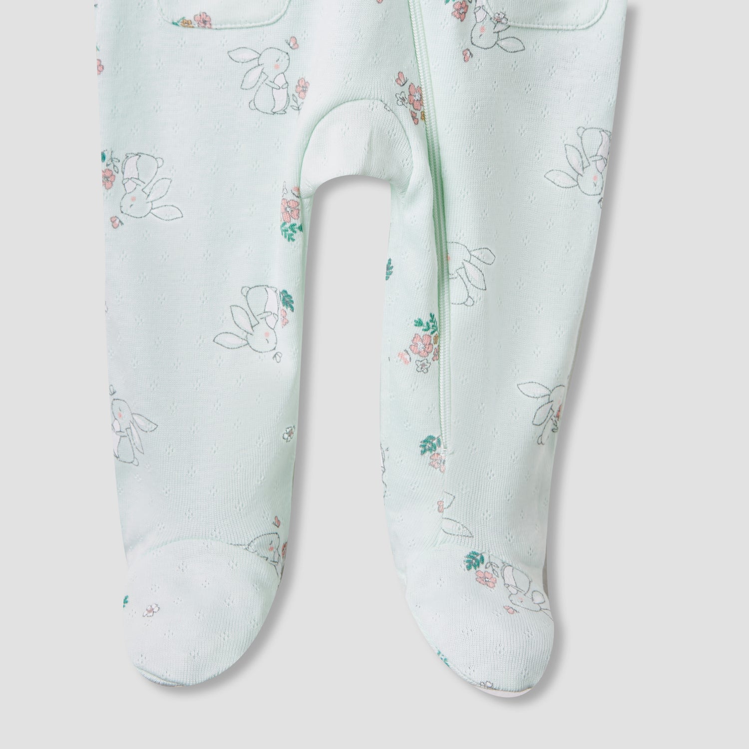 Juniors Printed Sleepsuit with Long Sleeves and Zip Closure