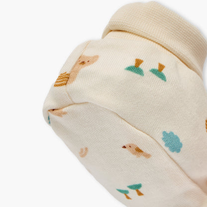 Pack of 2 Juniors Booties with Assorted Design