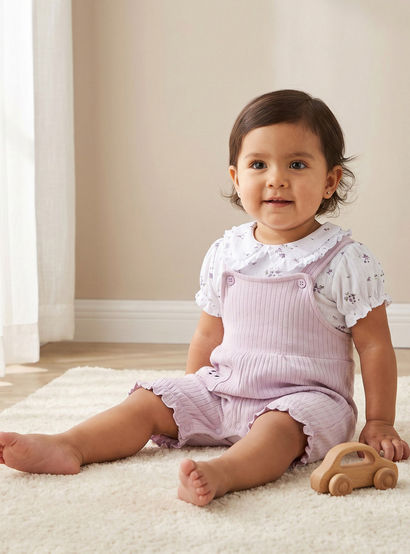 Juniors Collared Short Sleeves T-shirt and Dungaree Set with Floral Print-baby-girls-clothing-setsandcoords-image-1