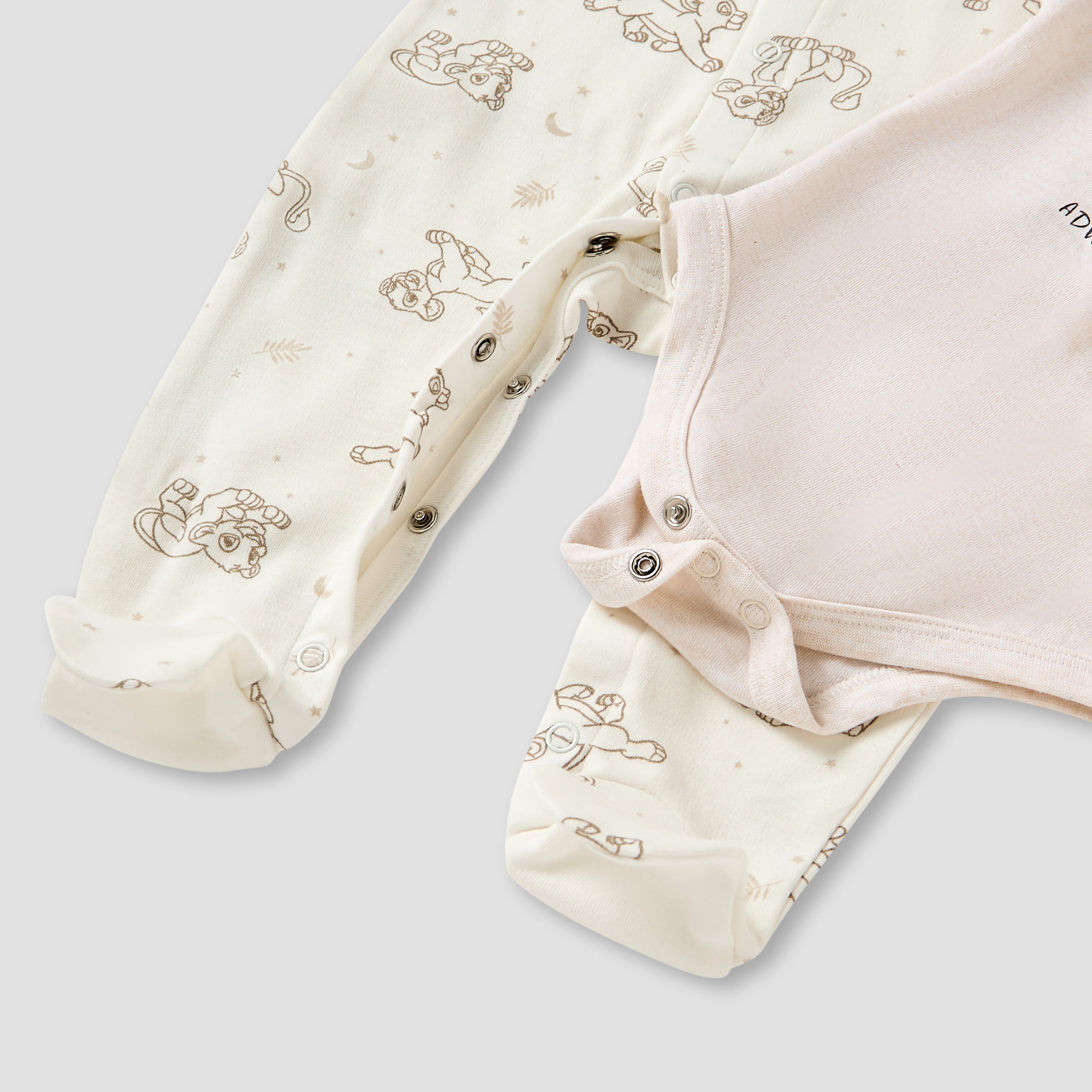Disney 4-Piece Simba Print Clothing Gift Set