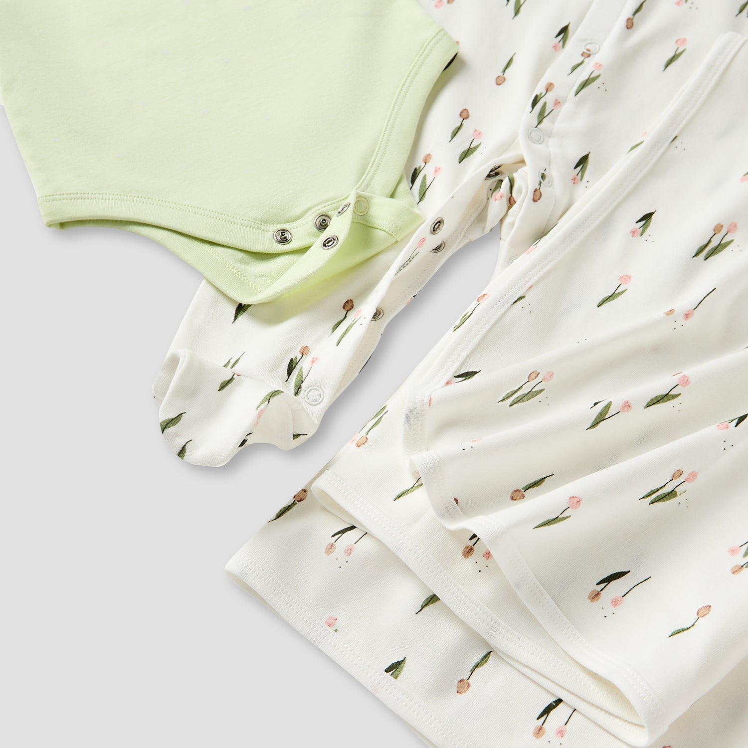 Juniors Floral Print 5-Piece Clothing Gift Set