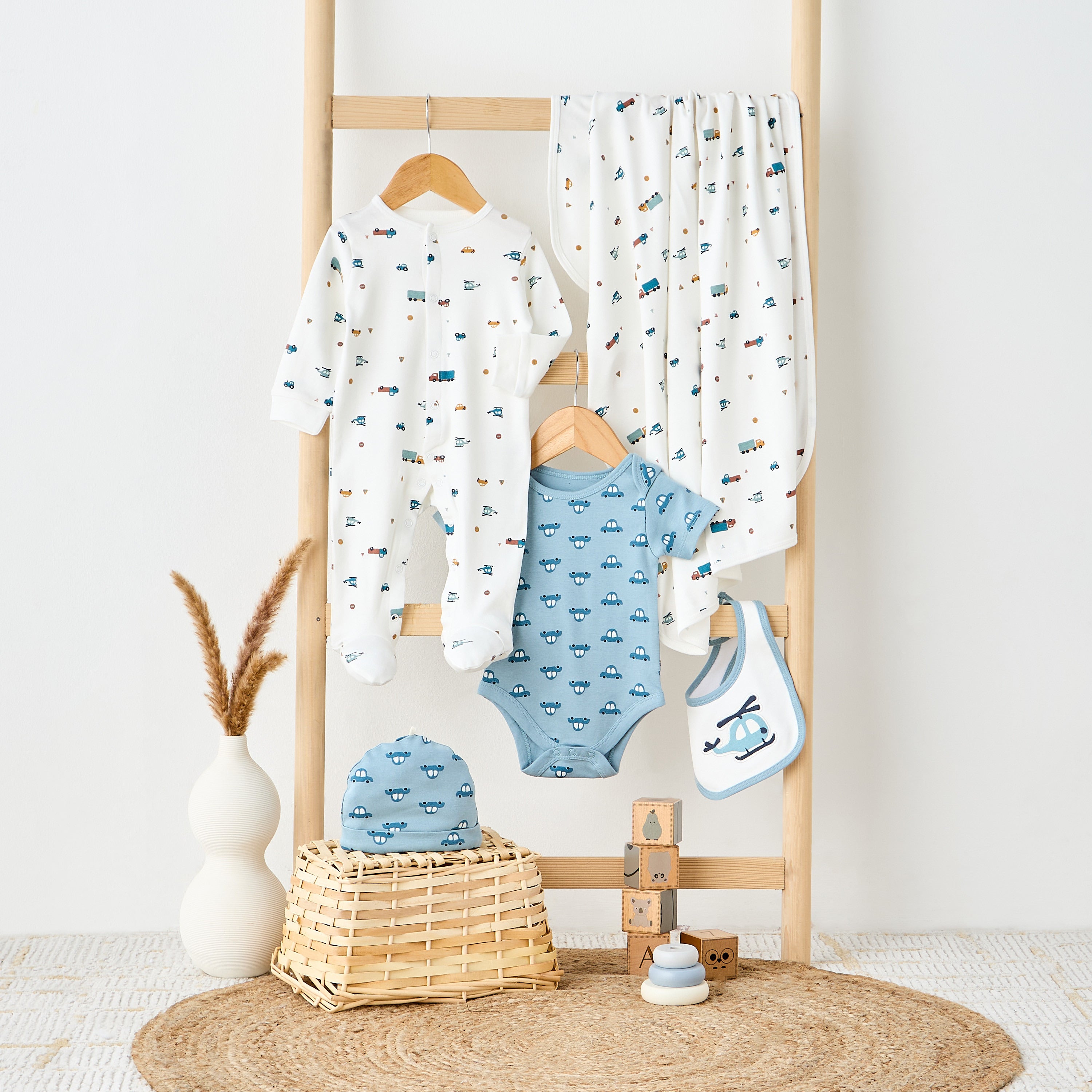 Juniors Vehicle Print 5-Piece Clothing Gift Set