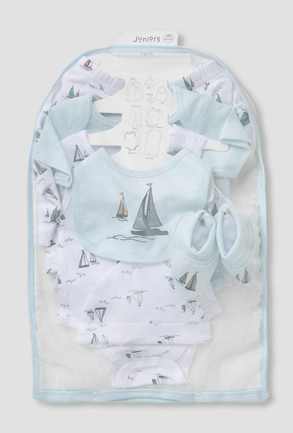 Set of 8 Juniors Clothing Gift Set with Sailboat Print