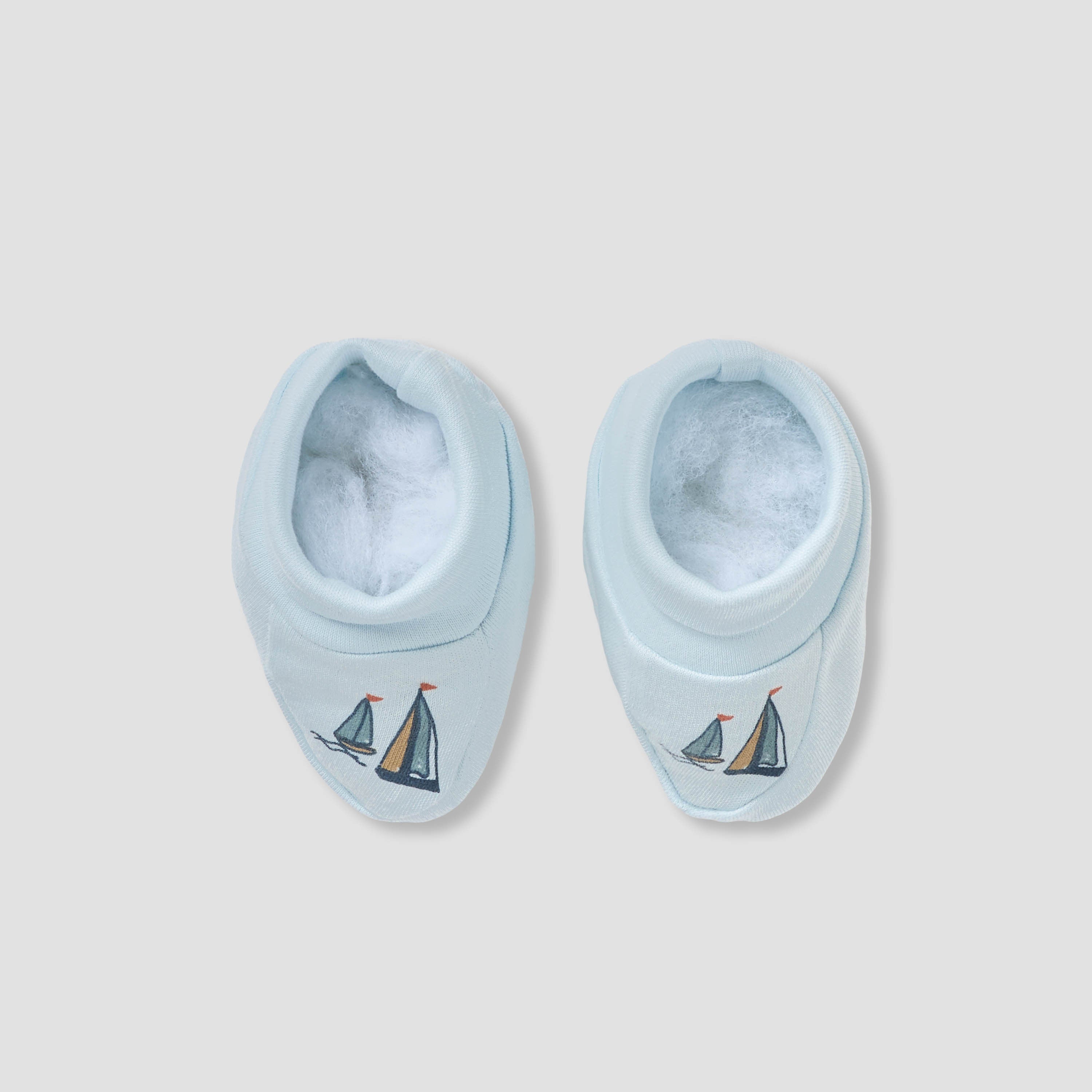 Set of 8 Juniors Clothing Gift Set with Sailboat Print
