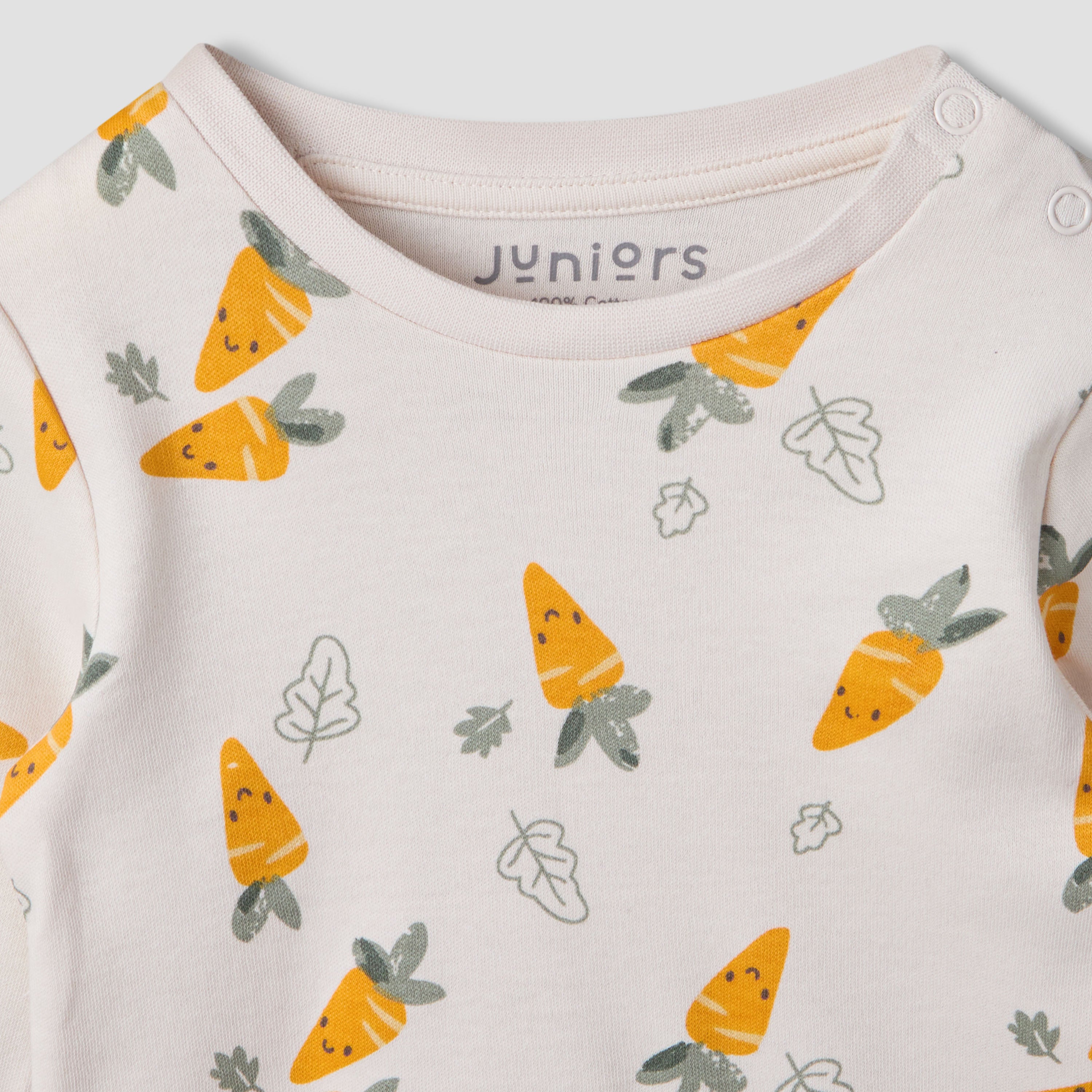 Juniors Cotton Round Neck Long Sleeves Pyjama Set with Carrot Print