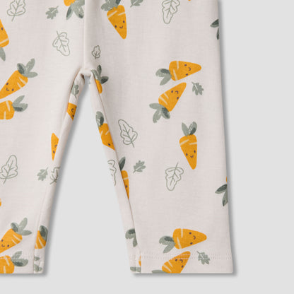 Juniors Cotton Round Neck Long Sleeves Pyjama Set with Carrot Print