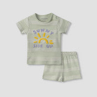 Juniors Crew Neck Short Sleeves T-shirt and Shorts Set with Sun Applique-undefined-image-1