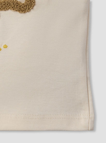 Juniors Crew Neck Short Sleeves T-shirt and Shorts Set with Cat Applique-baby-girls-clothing-setsandcoords-image-8