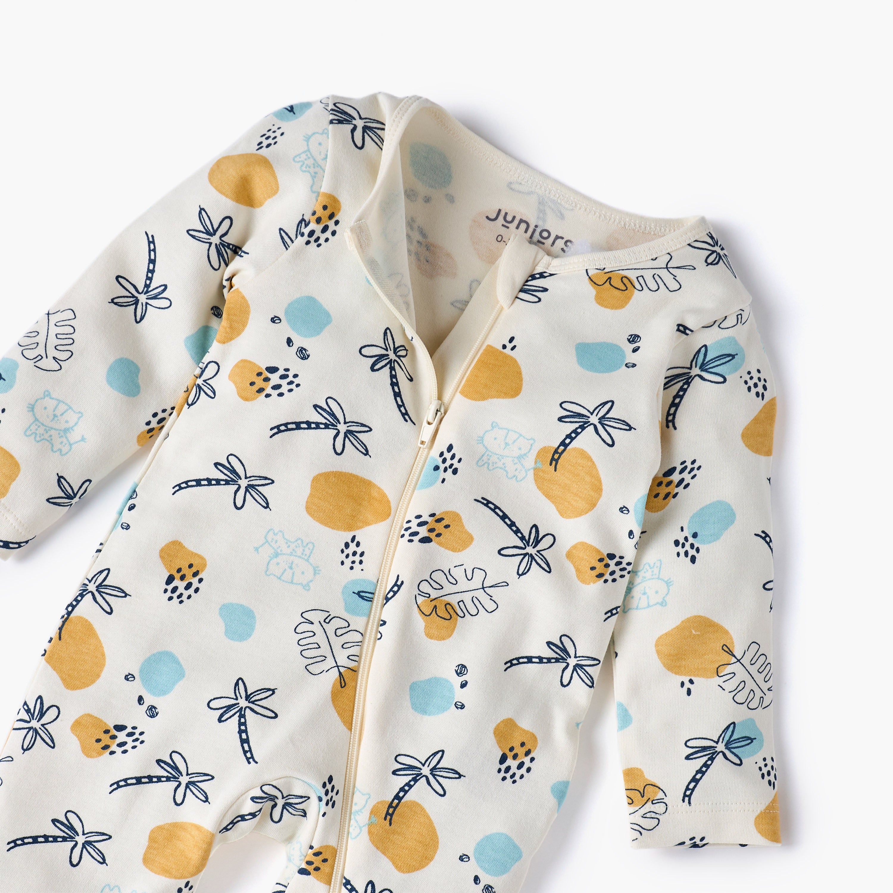 Juniors Printed Sleepsuit with Long Sleeves and Zip Closure