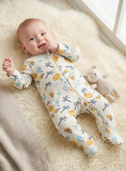 Juniors Printed Sleepsuit with Long Sleeves and Zip Closure-baby-girls-clothing-nightwear-sleepsuits-image-1