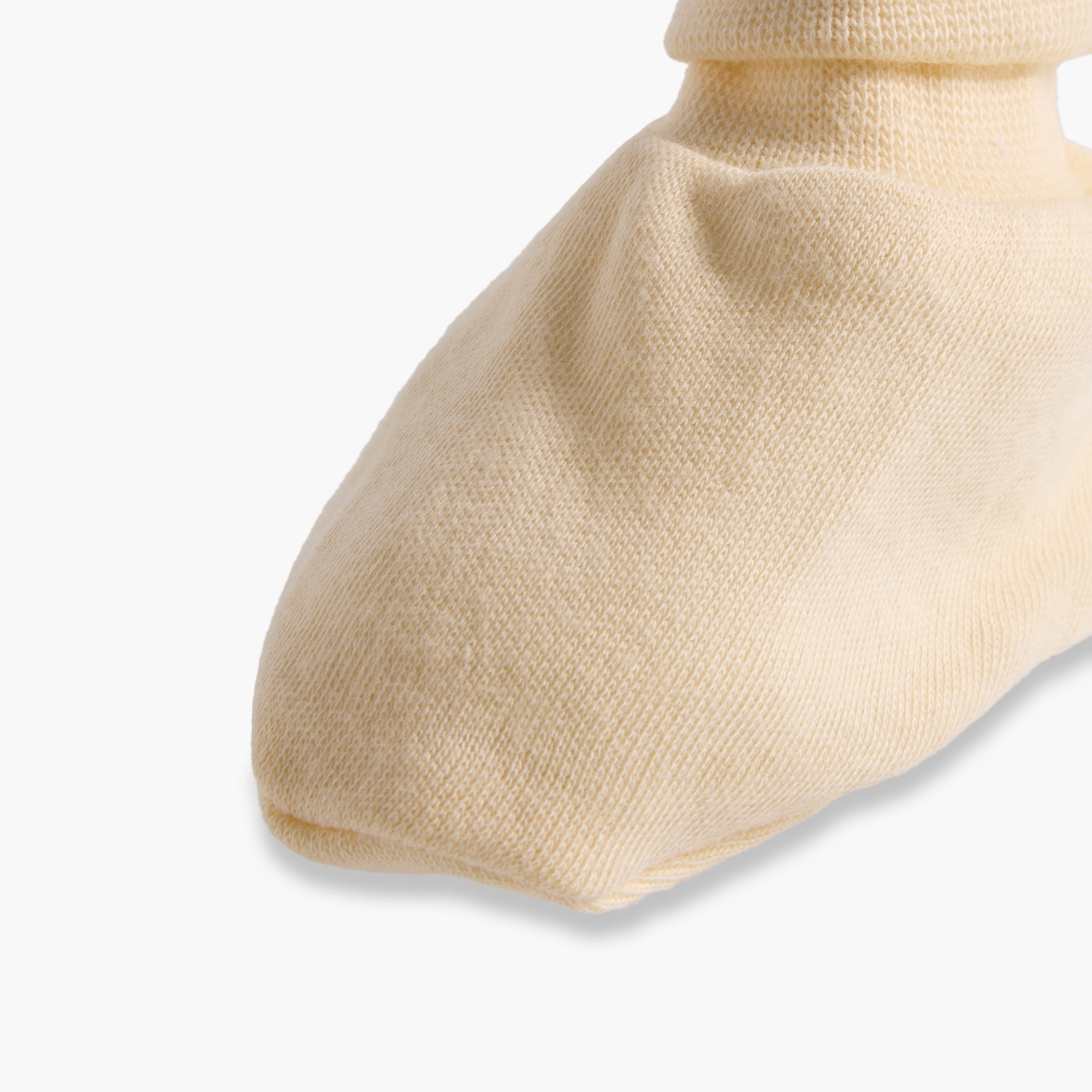 Pack of 2 Juniors Booties with Assorted Design