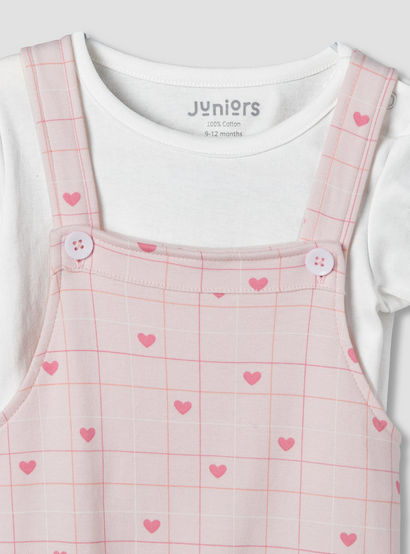 Juniors Short Sleeves T-shirt and Dungaree Set with Heart Print-baby-girls-clothing-setsandcoords-image-4