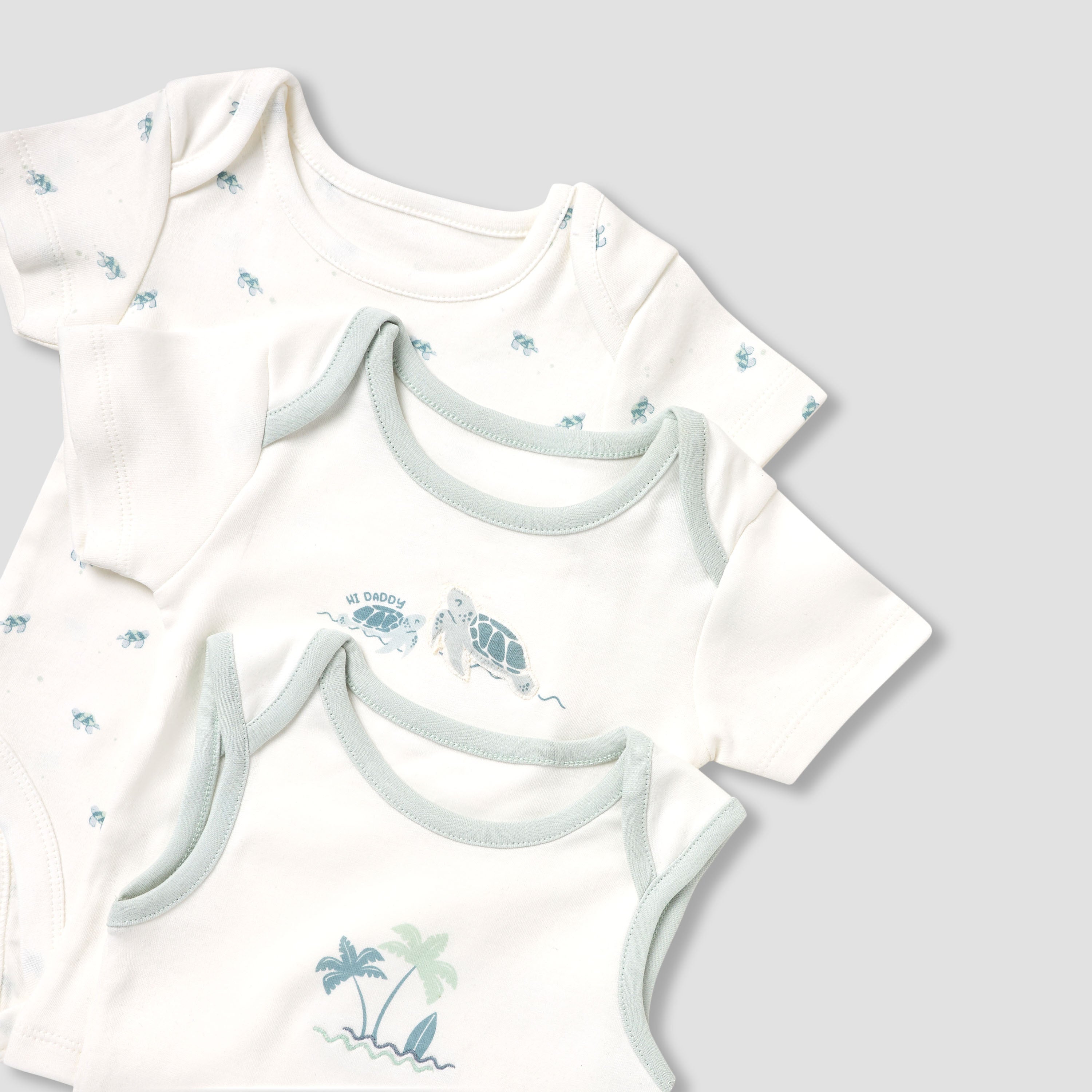 Set of 14 Juniors Clothing Gift Set with Turtle Print