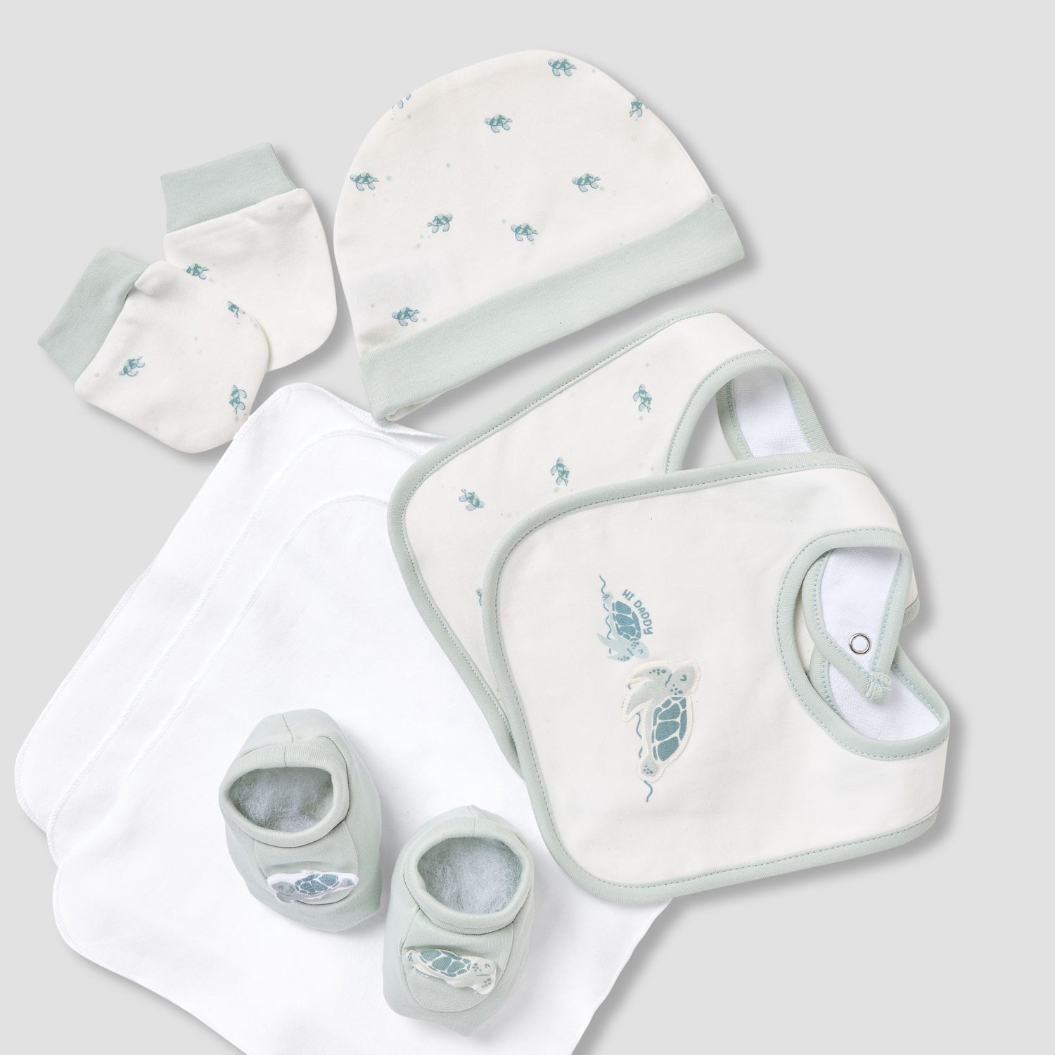 Set of 14 Juniors Clothing Gift Set with Turtle Print