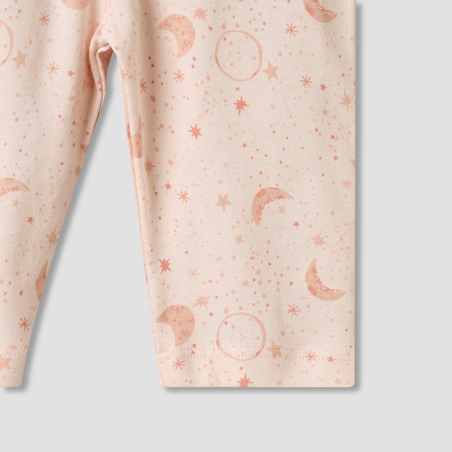 Juniors Cotton Round Neck Long Sleeves Pyjama Set with Star and Moon Print