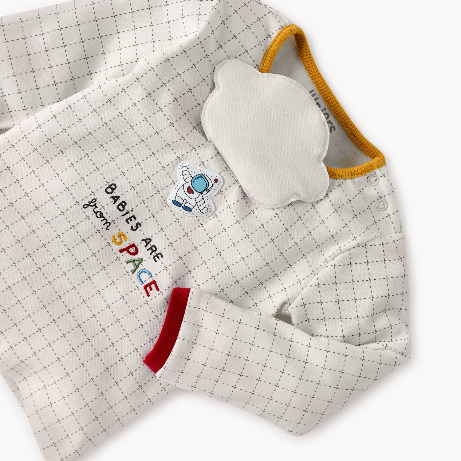 Juniors Applique Detail T-shirt and Pyjama Set