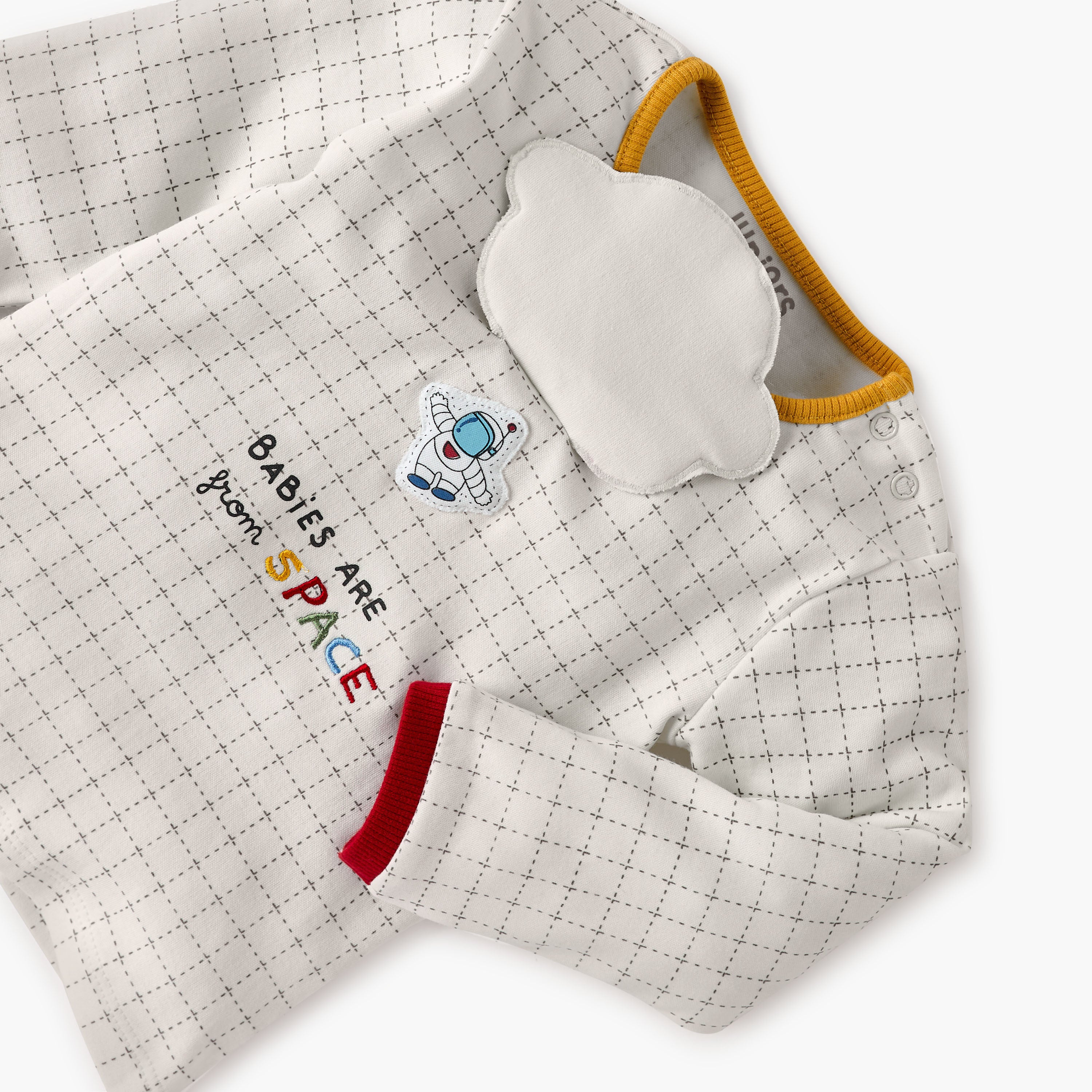 Juniors Applique Detail T-shirt and Pyjama Set