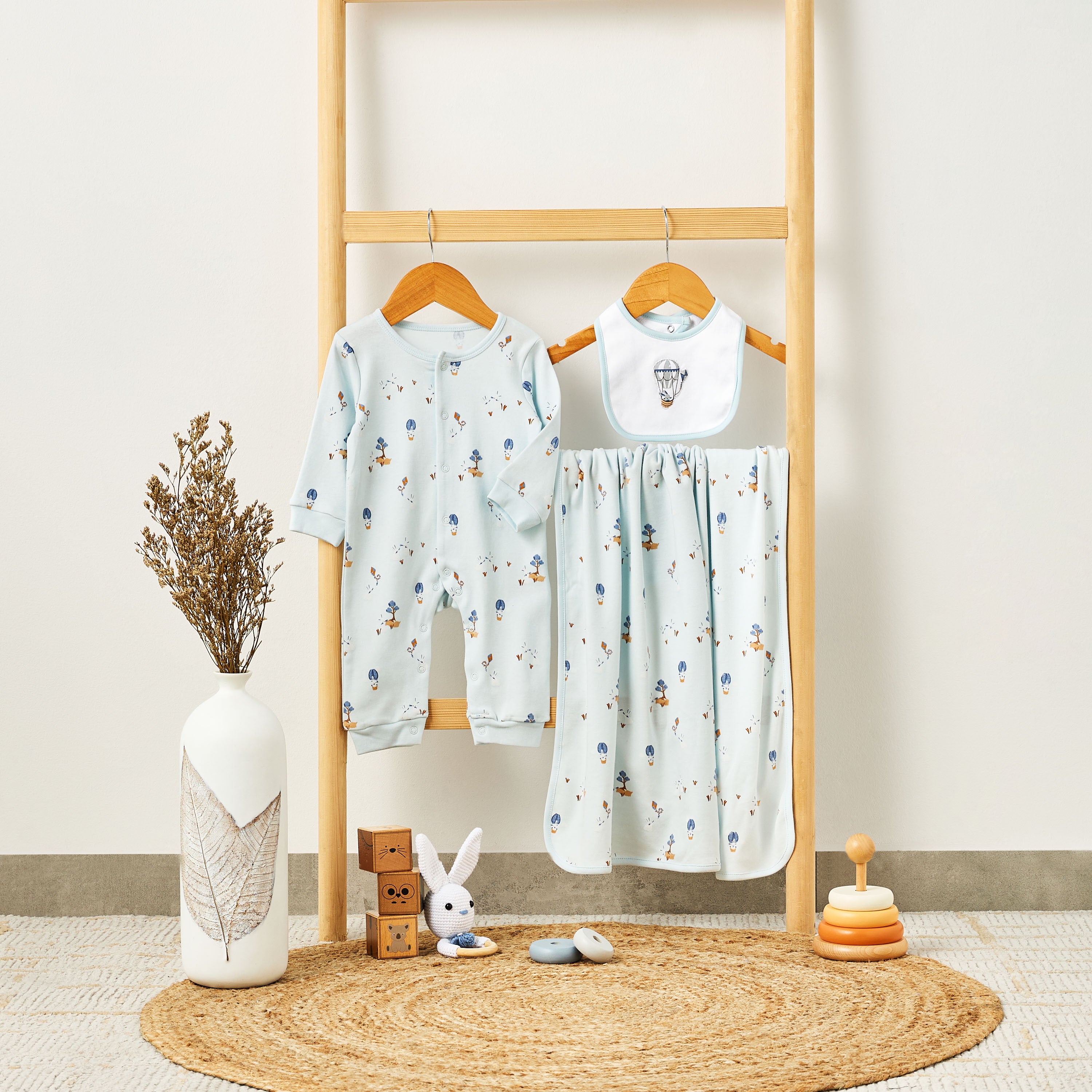 Set of 3 Juniors Clothing Gift Set with Print