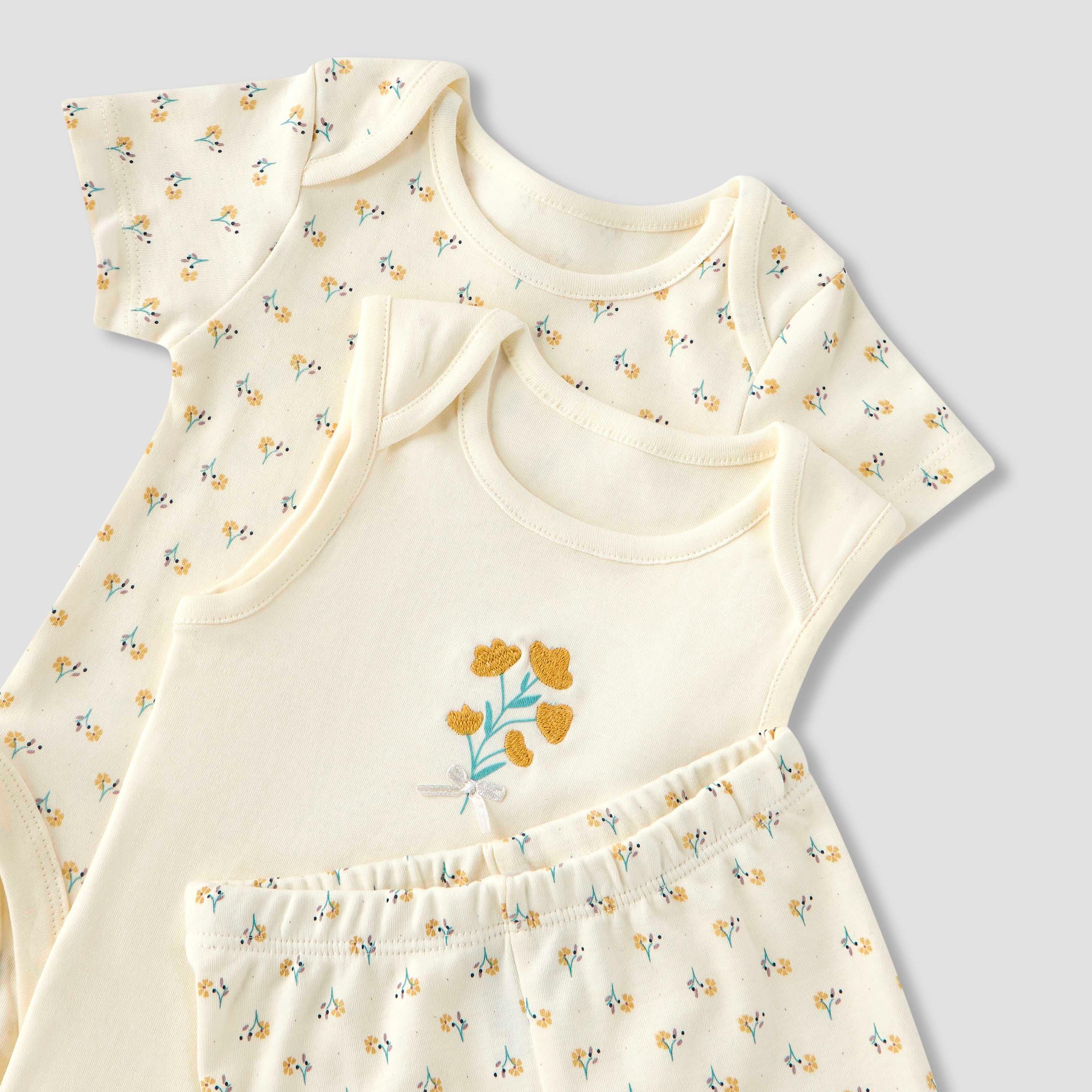 Juniors 9-Piece Girls Gift Set - Cotton - Sleeveless T-shirt, Pyjamas, Bib, Booties - Printed