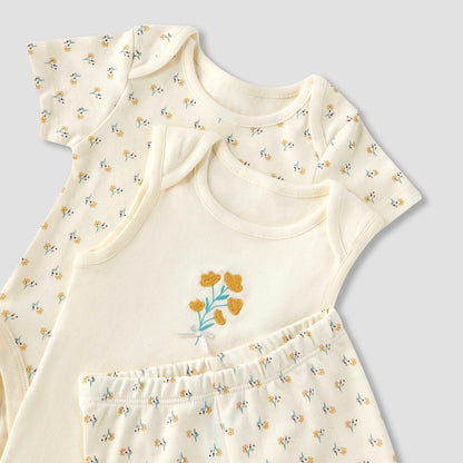 Juniors 9-Piece Girls Gift Set - Cotton - Sleeveless T-shirt, Pyjamas, Bib, Booties - Printed