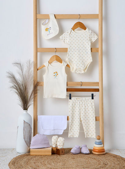 Juniors 9-Piece Girls Gift Set - Cotton - Sleeveless T-shirt, Pyjamas, Bib, Booties - Printed-baby-girls-clothing-setsandcoords-image-14