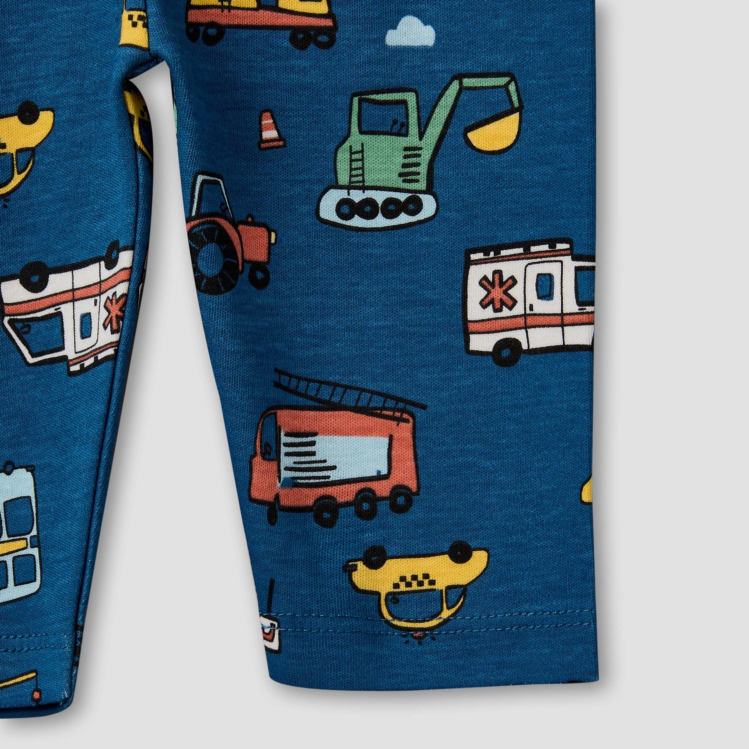 Juniors Cotton Round Neck Long Sleeve Pyjama Set with Vehicle Print