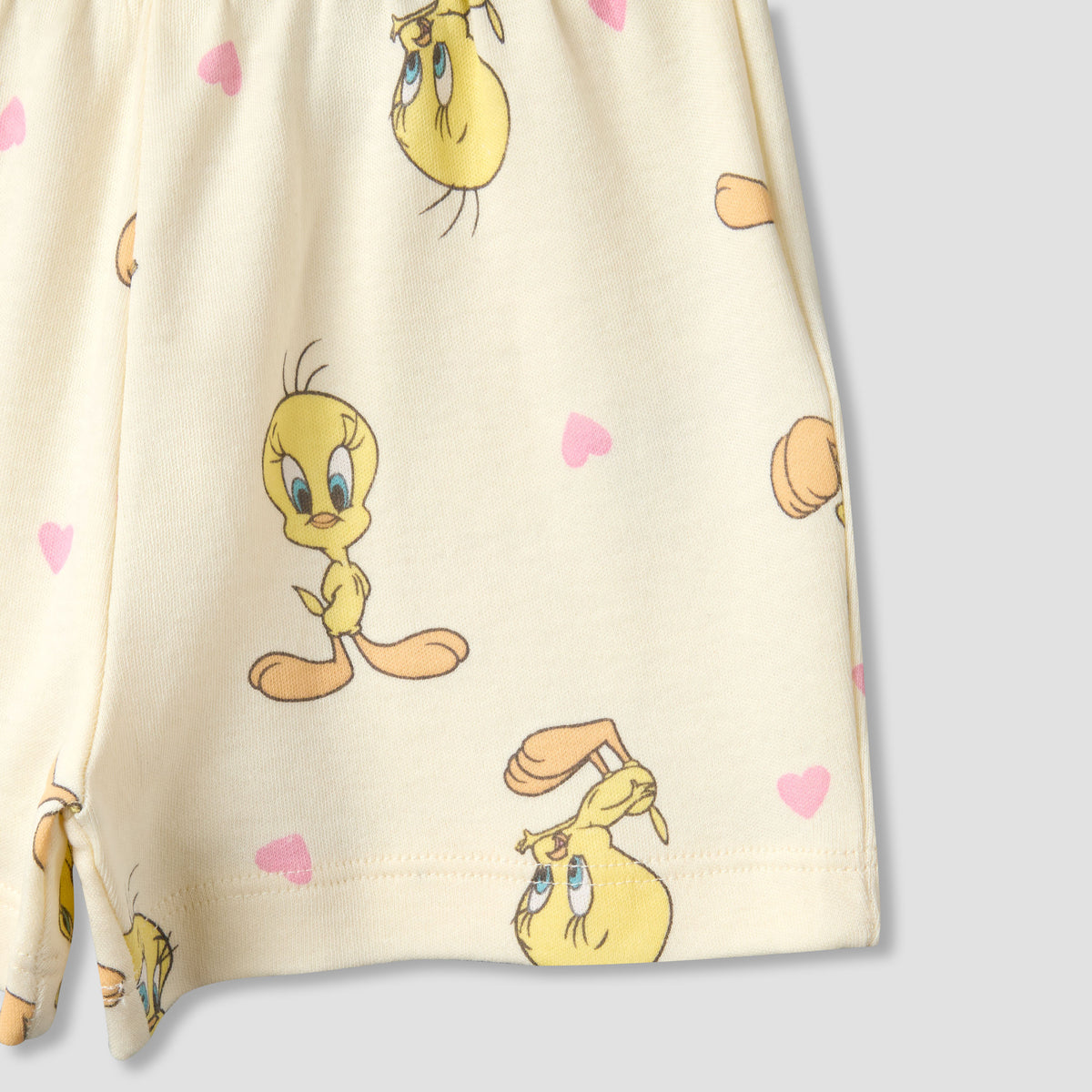 Warner Bros Round Neck Short Sleeve T-shirt and Shorts Set with Tweety Print