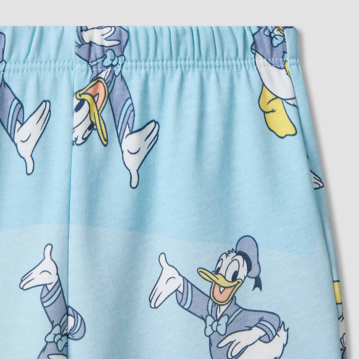 Disney Round Neck Short Sleeves T-shirt and Shorts Set with Donald Duck Print