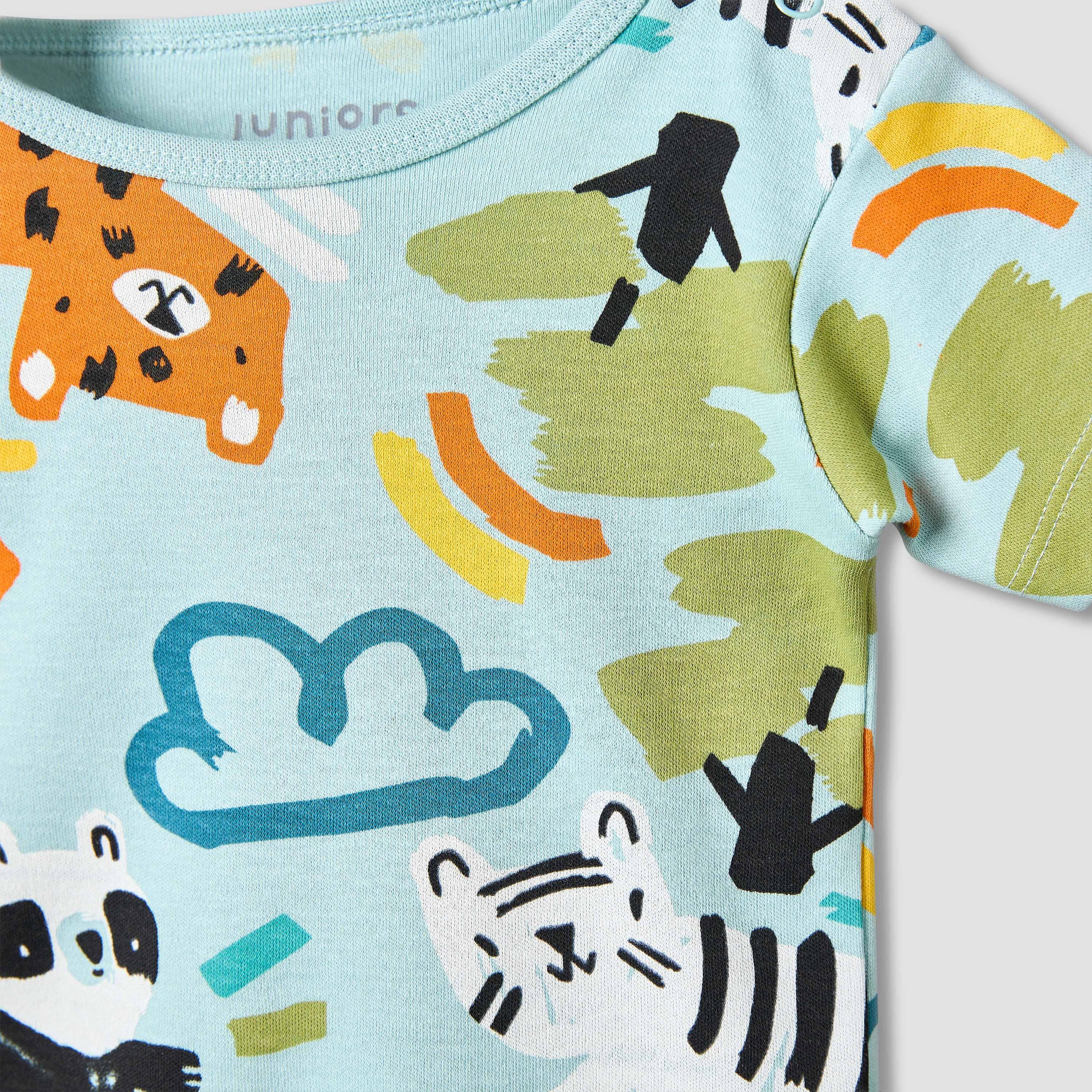 Juniors Cotton Round Neck Short Sleeves T-shirt and Shorts Set with Safari Print