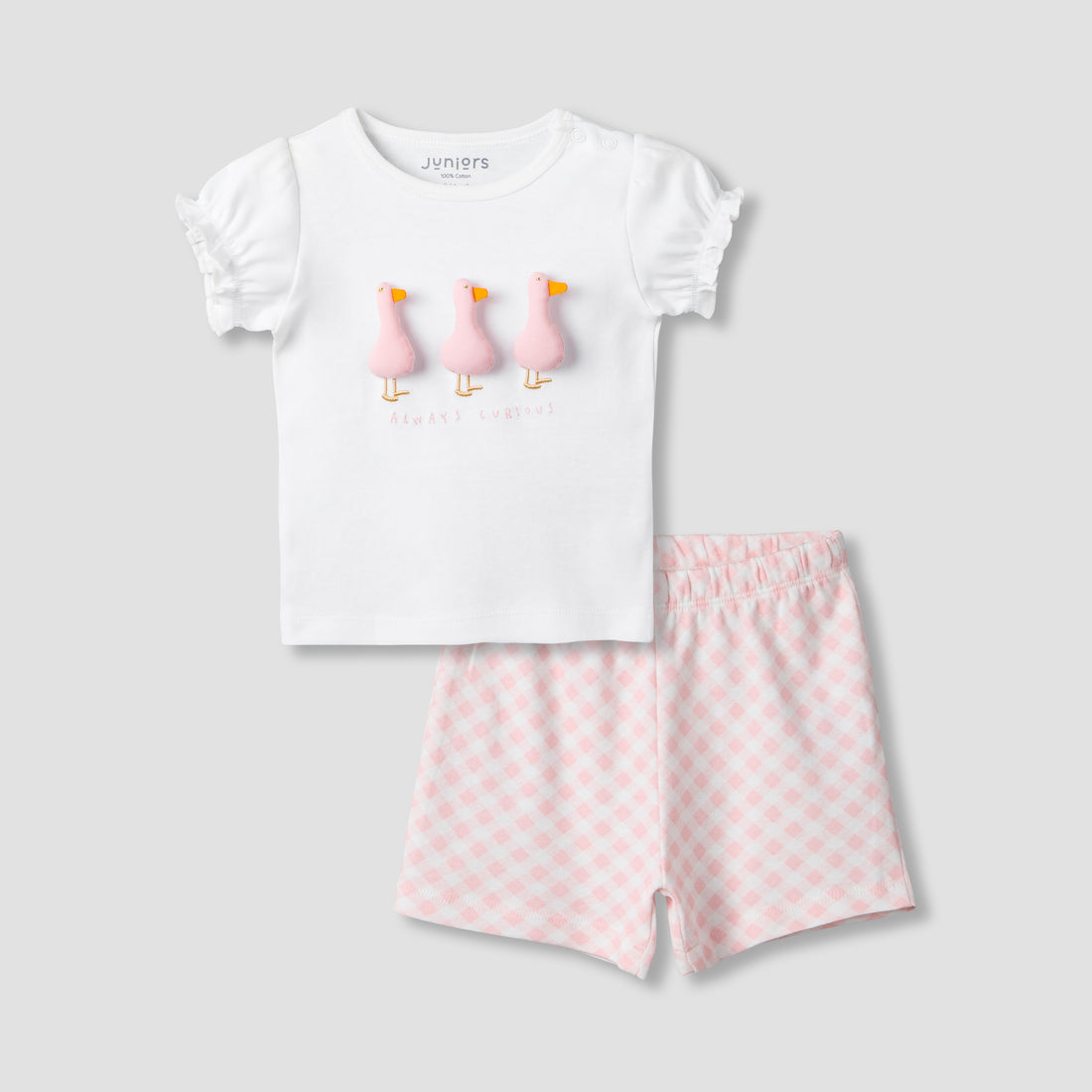 Juniors Crew Neck Short Sleeve T-shirt and Shorts Set with Duck Applique