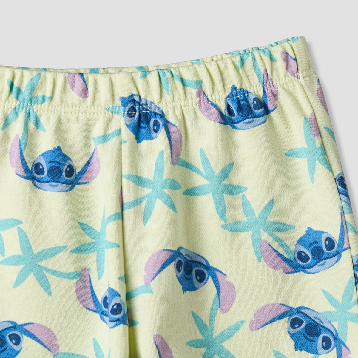 Disney Round Neck Short Sleeves T-shirt and Shorts Set with Stitch Print
