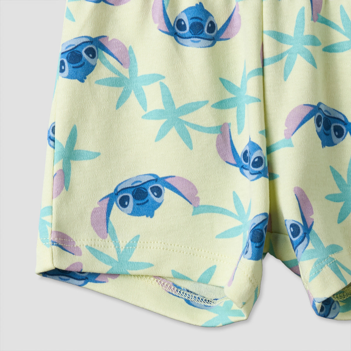 Disney Round Neck Short Sleeves T-shirt and Shorts Set with Stitch Print