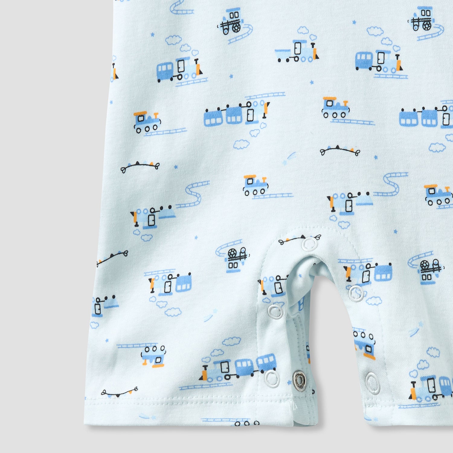 Juniors Crew Neck Short Sleeve T-shirt and Dungaree Set with Train Print